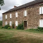 Le Grand De Souels Ferienhaus