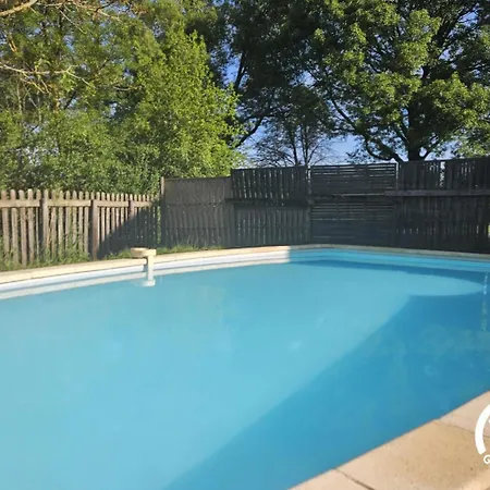 Le Grand De Souels Дом отдыха *